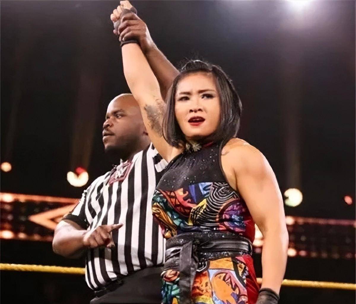 原创首位中国女将李霞身材健硕大腿纹身成标志获名宿认可