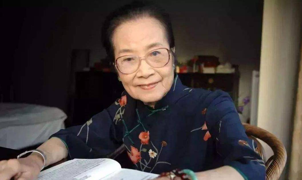原创奇女子叶曼精通儒道佛准确预言当今中国崛起享年103岁