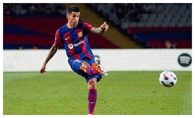 曼城_巴塞罗那_球员