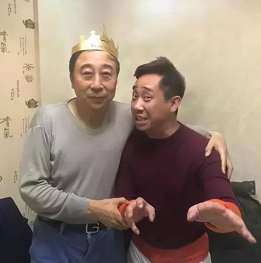 原创为挣快钱分手贾玲从舞台笑星成为笑谈白凯南究竟怎么了