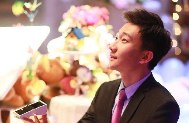 主演片约不断,只有他默默无闻,新戏造型让人认不出_吴昊宸_观众_剧中