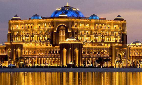 金碧辉煌的沙特王宫但很可惜,阿齐兹·沙特这样的治国英主却死于非命