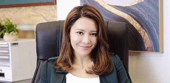 原创原创木棘证人收视扑街张曦雯争视后无筹码二人转已成定局