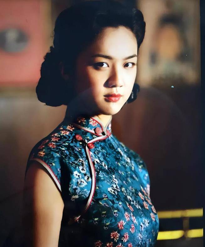 原创从张曼玉到袁泉这8位旗袍绝色的女星演绎经典东方美