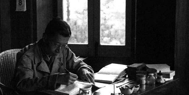 傅雷夫妇去世,无人敢领骨灰,一"高姓"女子前来认领,自称干女儿_江小燕