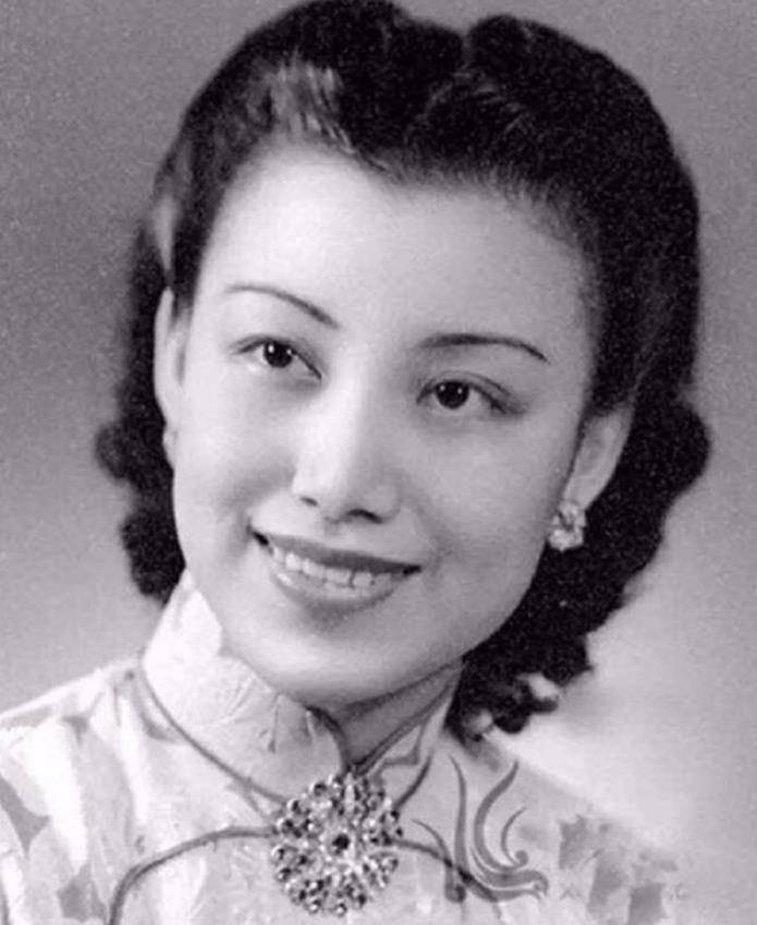 112岁的严幼韵不锻炼不吃补药最爱吃肥肉