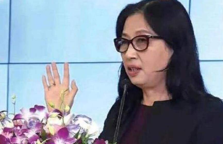 "华为女皇"孙亚芳:任正非背后的狠角色,多次挽救华为于危难_公司_改革
