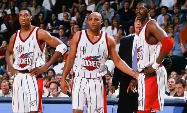 原创被称作投敌第一人咋了四支球队值得为他退役球衣比杜兰特还强