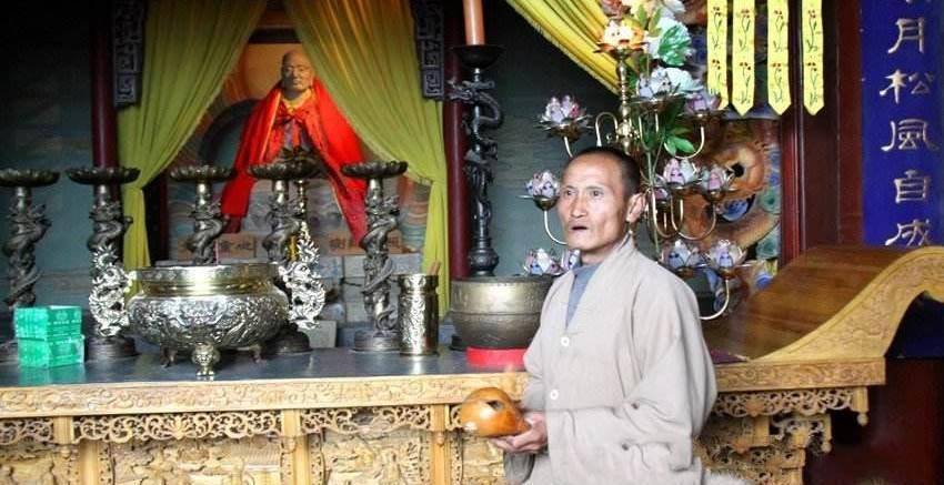 山西介休最神奇的寺庙有十五尊肉身佛方法比木乃伊还先进
