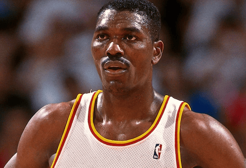 10得分王11篮板王9助攻王6抢断王4盖帽王,这些数据之王都是谁?