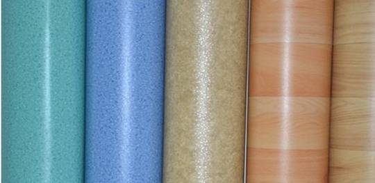 其实还有一点就是,塑胶地板价格比较廉价很适合现在年轻人喜欢的简单