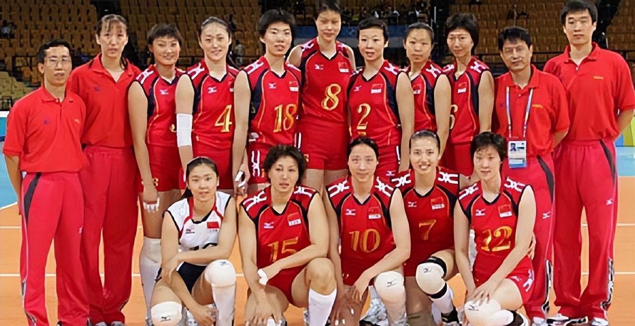 40岁女排"二传手"诞下中泰混血娃,结婚8年仍恩爱_冯坤_中国_排球
