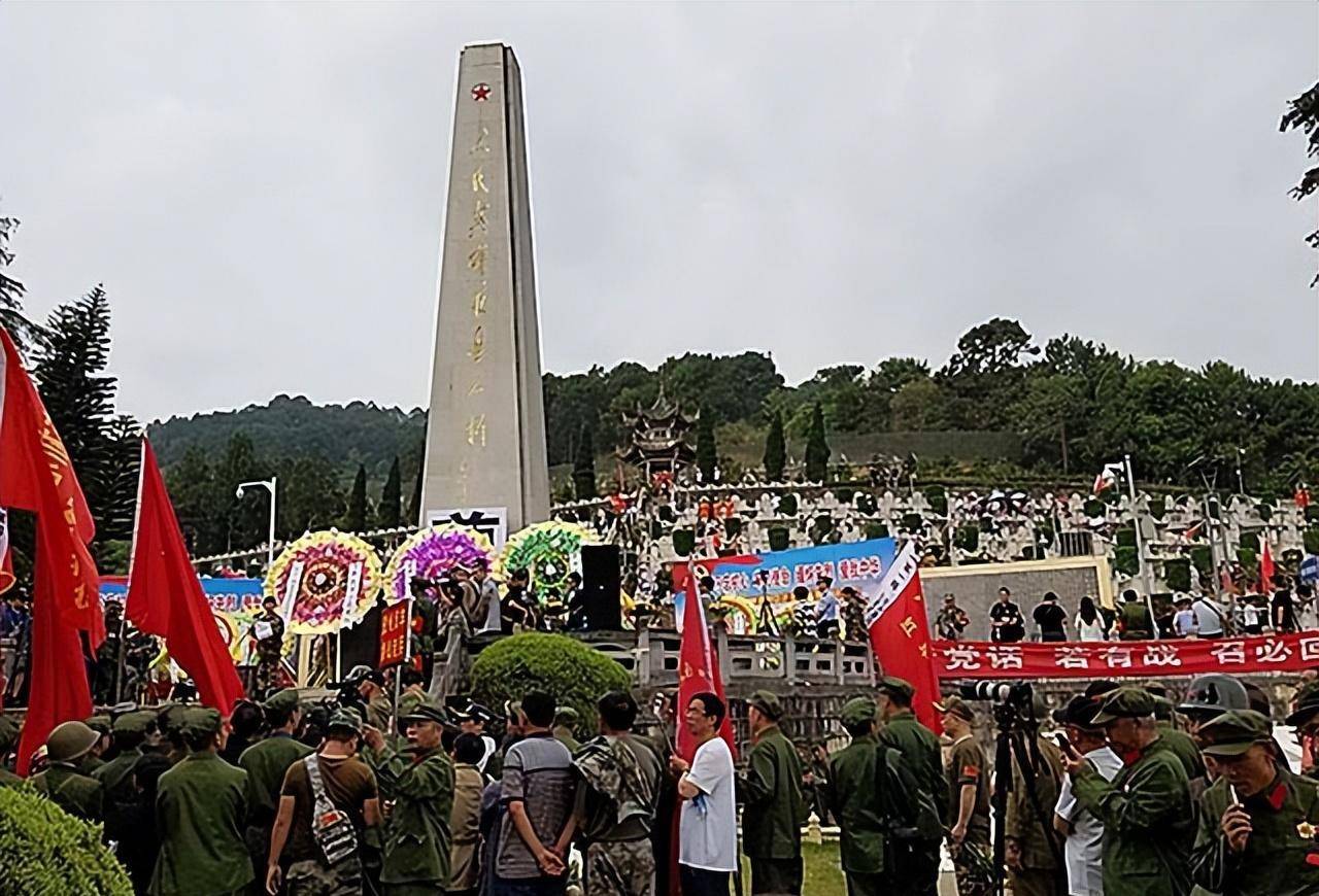 1984年炮兵连长与女儿出生擦肩而过时差1小时距离一生一世
