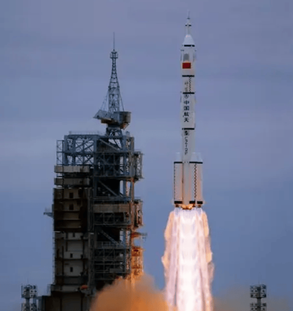 聂海胜妻子在丈夫上太空前提出离婚保密生活隐藏了多少艰辛