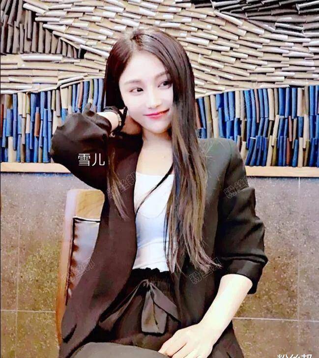 原创又一位远古主播回归雪儿谈完恋爱重回yy合约到期求签约