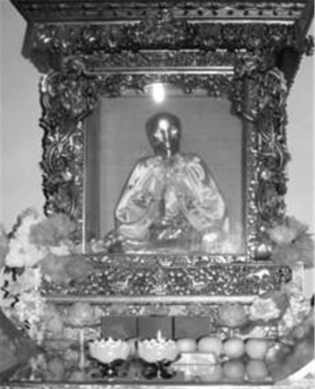 原创她是修成正果的尼姑圆寂后成肉身菩萨身上的女人特征消失