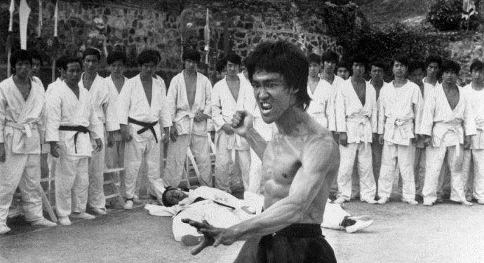 原创李小龙33去世如此短命其实早被师傅叶问预言过