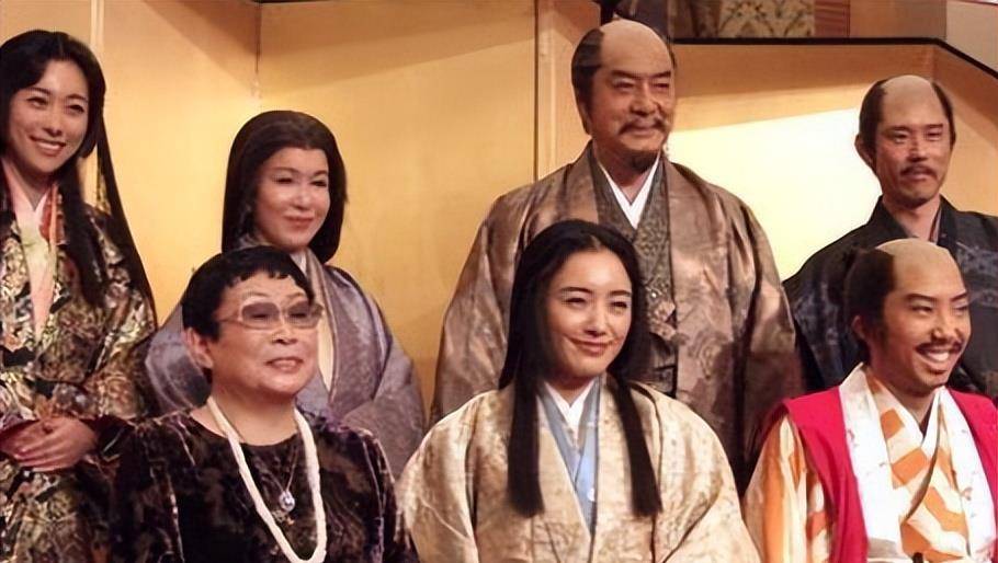 丰臣秀吉等了她一世,却无法修成正果,丰臣秀吉:迎娶她18岁女儿_织田