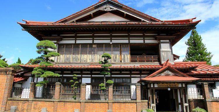 从不老不死温泉,到梦幻般的地狱沼泽,青森这些景点让人值得一去_神山