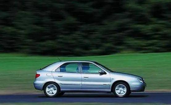 拧巴的乐趣:"两厢半"车型,真的是让人又爱又恨_雪铁龙_细分_设计