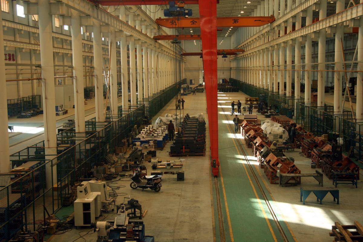 可我国机床也曾有过一段相当辉煌的历史,沈阳机床集团曾在2012年拿下