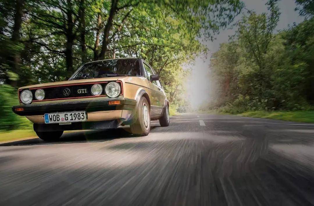 golf mk ii(1983-1991):完善概念1974年,高尔夫是汽车市场中为数不多