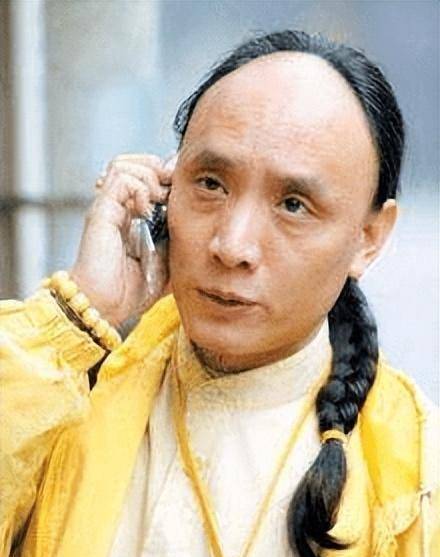 原创他自称多尔衮十世孙不娶汉女直言故宫是我家住宅应该归还