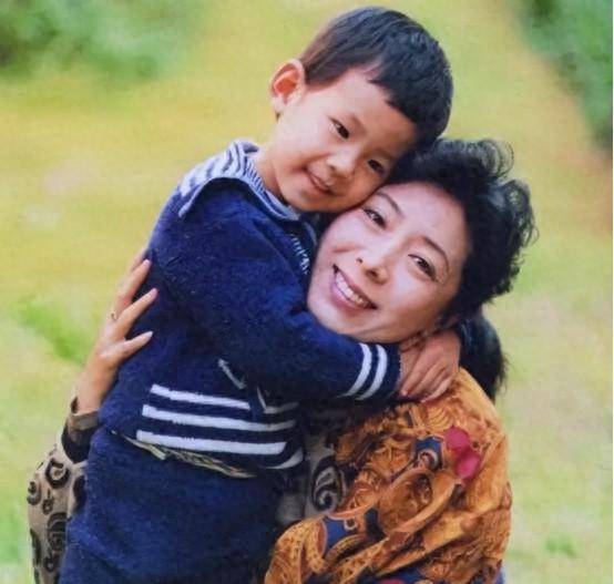 著名演员王星军与关牧村离婚34年如今人生状况怎样了