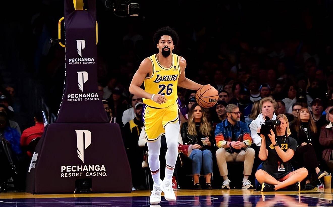 原创回家的孩子不开心丁威迪拒绝1000万续约湖人成后卫终结地