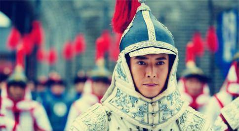 她是清朝唯一被废的皇后,挺着大肚子被赶出皇宫,再嫁后一生幸福_博尔