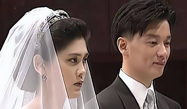 原创1999年三星公主不顾家人反对执意下嫁穷保安如今过得如何