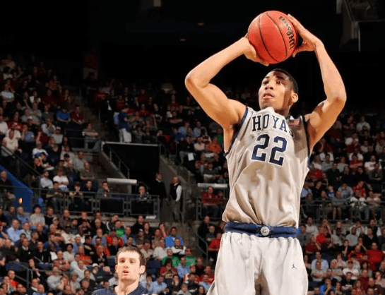 长相酷似张伯伦,为何在30岁当打之年选择退役_奥托·波特_篮球_赛季