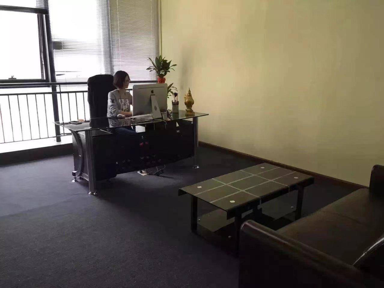 创业月入2万湖南女大学生被工厂小伙追到一起来深圳创业