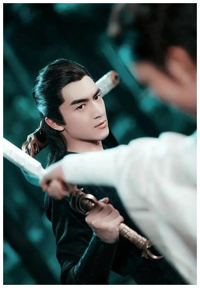 林更新再度燃情挑战凤凰传媒开播新节目邀您共同见证