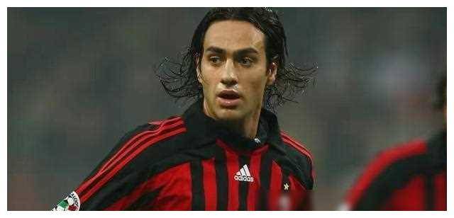 世界足坛现10位帅哥中国有一人入选快来认识他吧