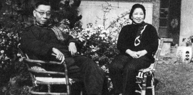 傅雷为证清白服毒自尽死后47年归葬家乡墓碑12字是为国一片心