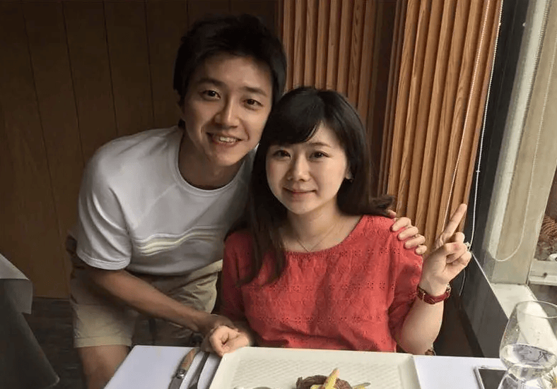 原创福原爱被迫与前夫和解声称后悔为他人而活三次鞠躬黯然离场