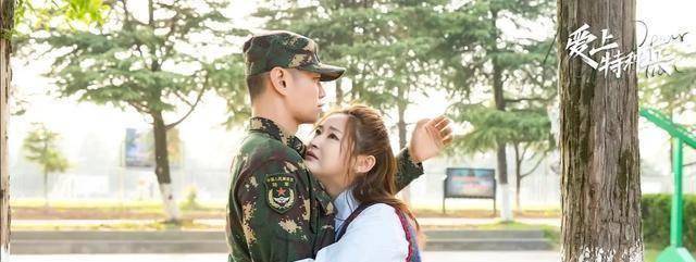 如《特种兵之火凤凰》,她演的是特种女兵之一的何璐