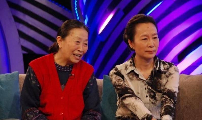 3岁丧父62岁爆红如今83岁丑娘张少华过得咋样了