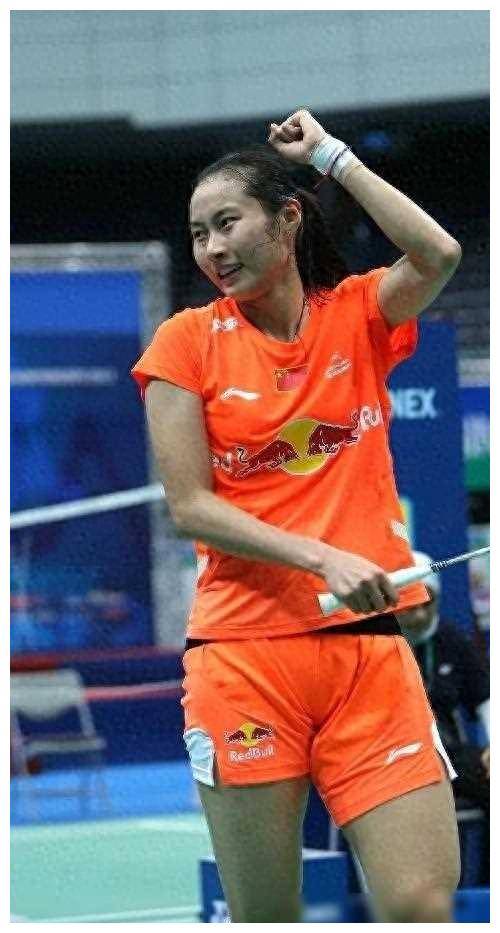 原创盘点中国羽球队女将解读王怡涵与王琳的羽毛传奇