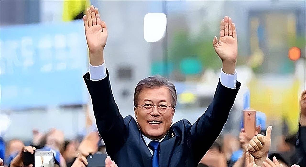 对日强硬的文在寅放低姿态:民众被"扇"一耳光_日本_国民政府_金正银