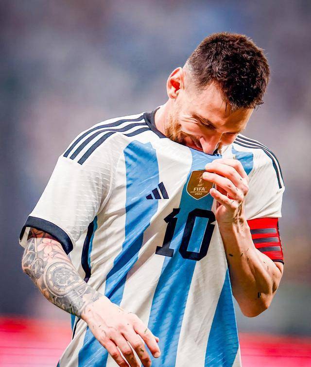 阿根廷3-0萨尔瓦多,劳塔罗球荒持续,天使闪耀_梅西