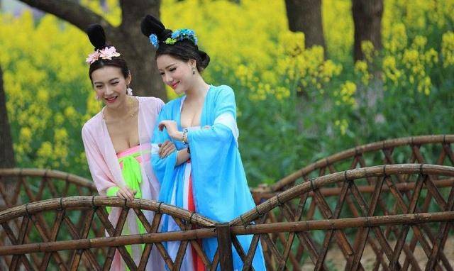 原创这位美女是唐朝著名女诗人16岁便成名最后却惨遭渣男玩弄