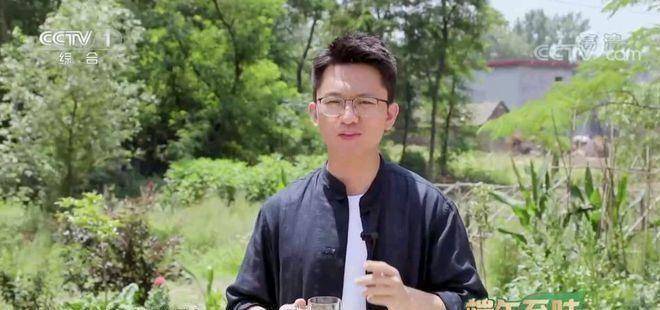 原创原创端午至味主持人张舒越羞涩白影漂亮卢智帅气高凡朴素