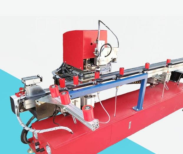 中空玻璃打胶机的打胶环节对于中空玻璃的影响