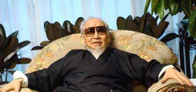 荣誉年龄双造假多领域大师无一代表作茅盾两字评他轻浮