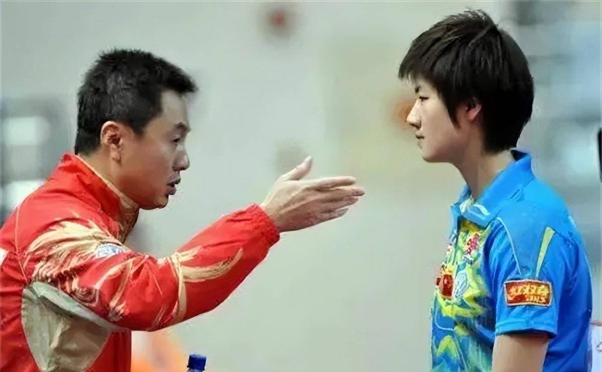 原创施之皓赴巴新执教二婚娶弟子李楠弃用郭跃引争议