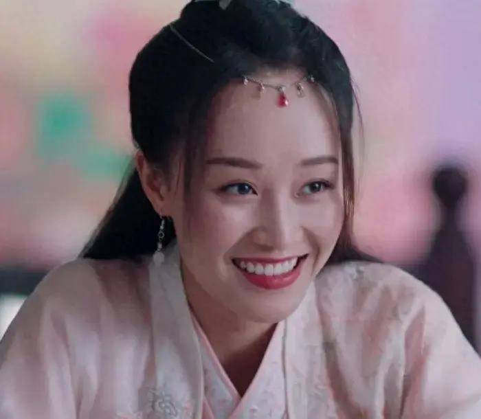 存在,包括蓝盈莹饰演的燕七,应雨宸饰演的玉玲珑以及安冬饰演的红娘子