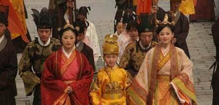 他是明朝最牛首辅把皇帝当成自己的亲儿子看管死后差点被鞭尸