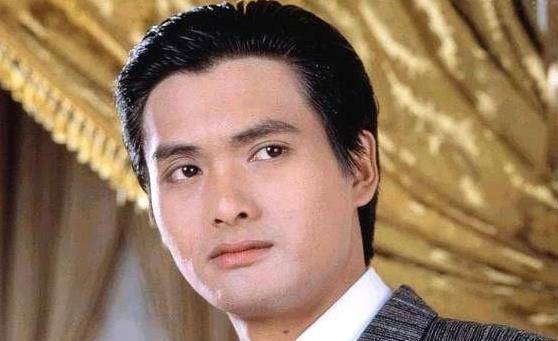 07后来周润发经朋友介绍认识了新加坡首富的女儿陈荟莲,两人在相识